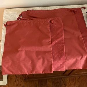 ⭐️ Set of 4 Delsey Drawstring Clothing Bags